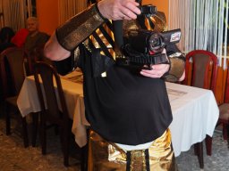 Faschingsfest Mit Musik zur Menschlichkeit 01. 02. 2025